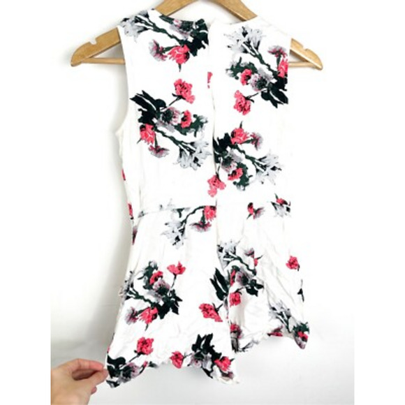 BB Dakota by Steve Madden Aniston Romper - Picture 7 of 10